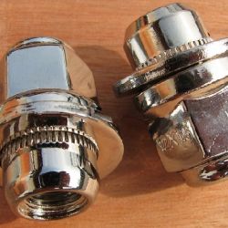 Гайка с шайбой для алюминиевых дисков 12х1,25